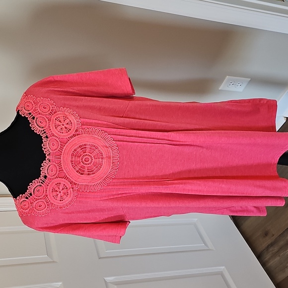 Top - Picture 3 of 14